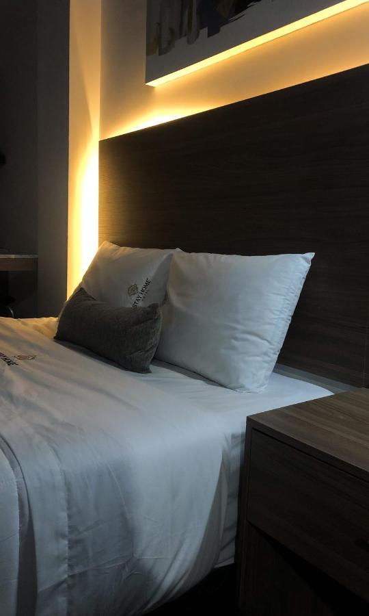 Hotel Stayhome Ενσενάντα Εξωτερικό φωτογραφία